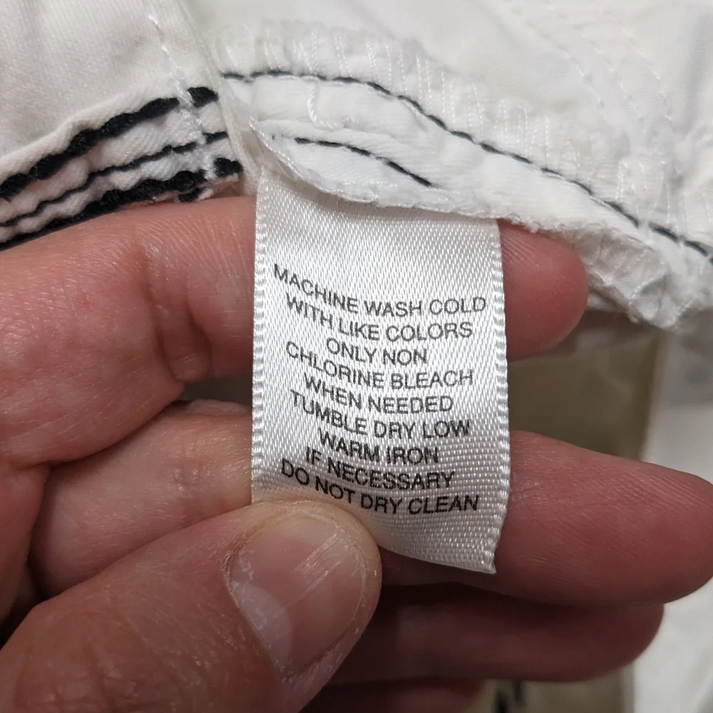 White House Black Market White Shorts black Trim Size 8 - Picture 10 of 10